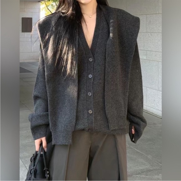 Zara Sweaters - Zara 100% Wool Oversized Preppy Knotted Charcoal Grey Warm Cozy Sweater Cardigan